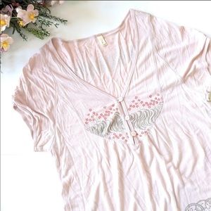 {Anthropologie} Tiny lace trimmed blush tunic top